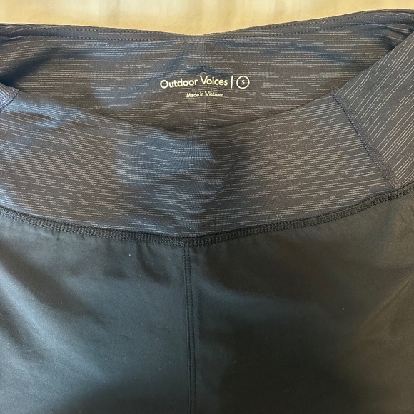 Outdoor Voices Black Hudson Short 2.5" - Picture 5 of 5